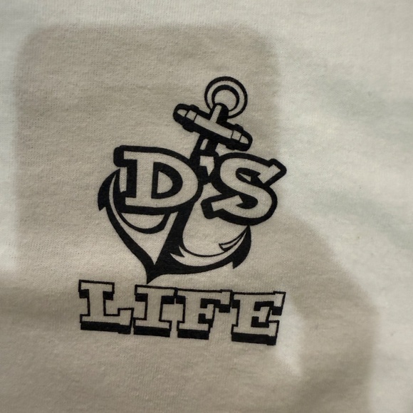 Gildan D’s Sandbar Munchies Graphic Tee White Regular - Picture 4 of 9